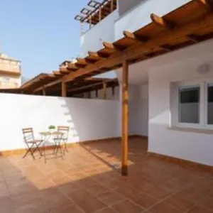 https://apartamentos-torremolinos-centro-3.hotelsinnerja.org
