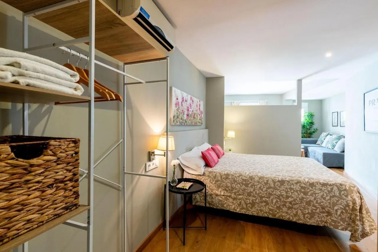 Estudio32 Alameda Seville Spain